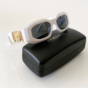 New!!! Versace sunglasses